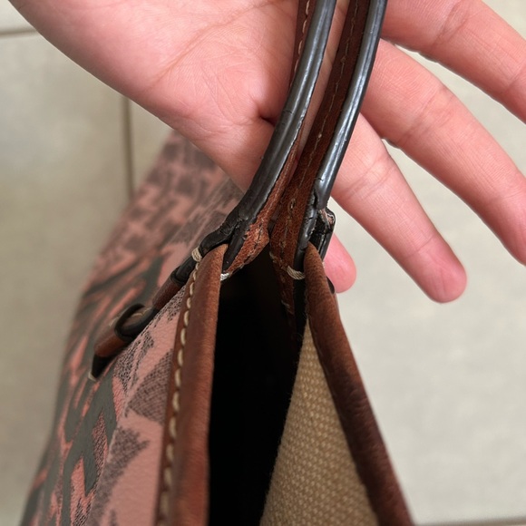 JUICY COUTURE "Choose Juicy" Coated Canvas Shoulder Tote Bag - Picture 14 of 14